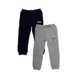 YK Justice League Boys Pack Of 2 Solid Slim-Fit Joggers with Batman Print Detail-picture-35