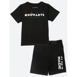 YK Warner Bros Boys Black & White Printed Regular Fit Cotton T-shirt with Shorts-picture-37