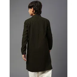 YK Boys Ethnic Motif Chikankari Embroidered Straight Kurta image 3