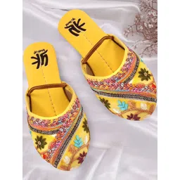 YK Girls Embellished Ethnic Mojaris with Embroidered Flats-picture-37