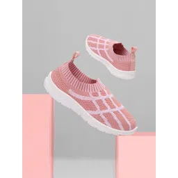 YK Girls Textured Lightweight Comfort Insole Contrast Sole Slip-On Sneakers-picture-36