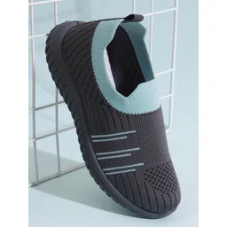 YK Girls Textured Sneakers-picture-11