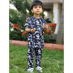 YK Kids Geometric Printed T-shirt With Trousers-picture-10