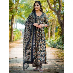 YUSRA Women Ethnic Motifs Printed Regular Anarkali Kurta with Trousers & Dupatta-picture-15