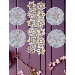 YWULY White & Blue Floral 5 Pieces Embellished Table Linen Set-picture-13