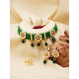 Zaveri Pearls Gold-Toned & Green Gold-Plated Kundan-Studded & Beaded Choker Jewellery Set-picture-34