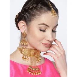 Zaveri Pearls Gold-Toned Kundan Jewellery Set-picture-10