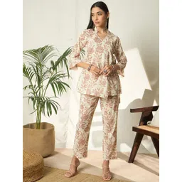Zenava by Myntra Printed V-Neck Tunic With Trousers Co-Ords-picture-35