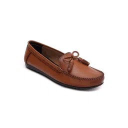 Zoom Shoes Women Textured Leather Lightweight Tassel Loafers image 1