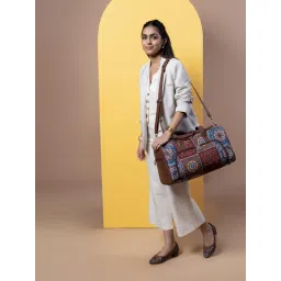 Zouk Multi-Color Mandala Print Weekender Duffel Bag (M)-picture-19