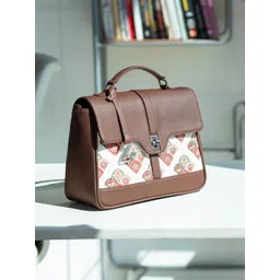 ZOUK Seashell Motif Printed Bucket Satchel-picture-13