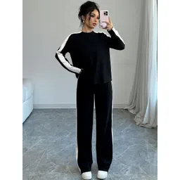 Zucchini Women Colourblocked T-shirt with Trousers-picture-29