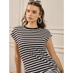 ZUMMER Striped Midi Dress image 3